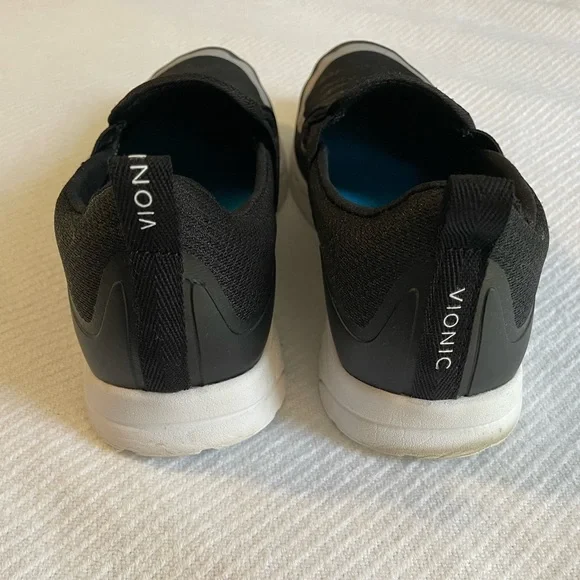 Vionic Slip On Shoe - Picture 4 of 8